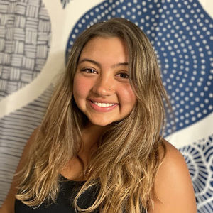Meet your Posher, Alyssa